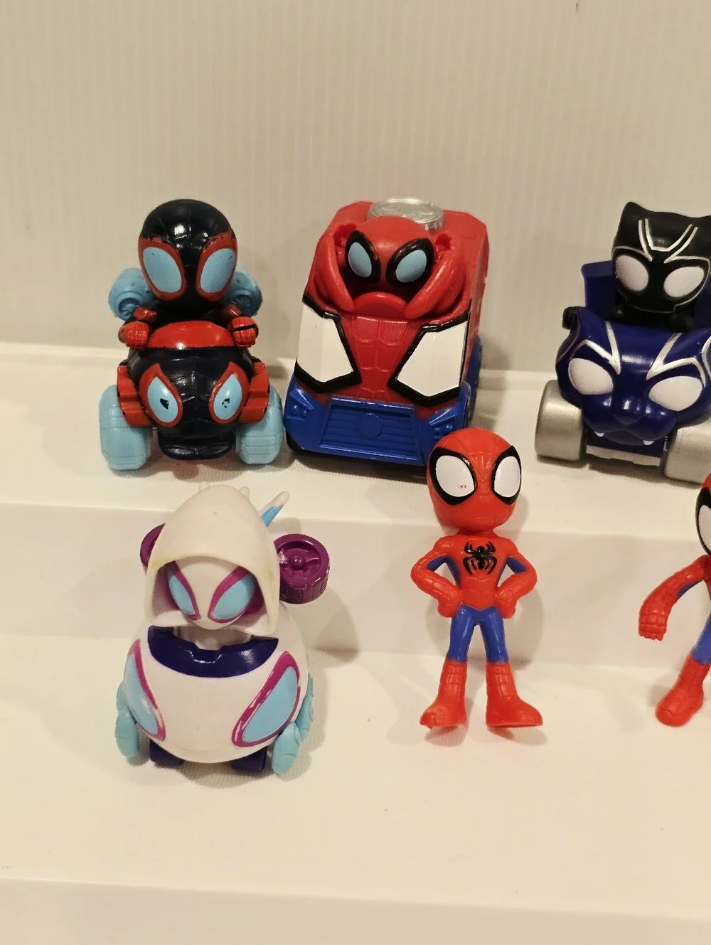 Marvel Spidey & His Amazing Friends Web Squad Racers and Figure Set